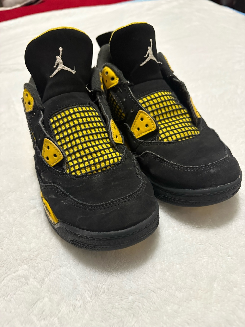 Jordan Kids' Black and Yellow Retro Basketball Sneakers